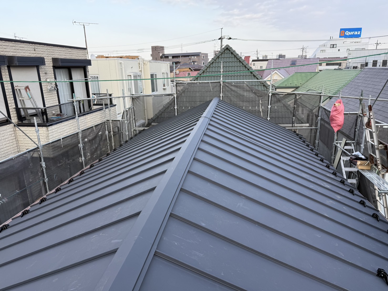 上板橋区にて屋根の葺き替え工事を行いました！